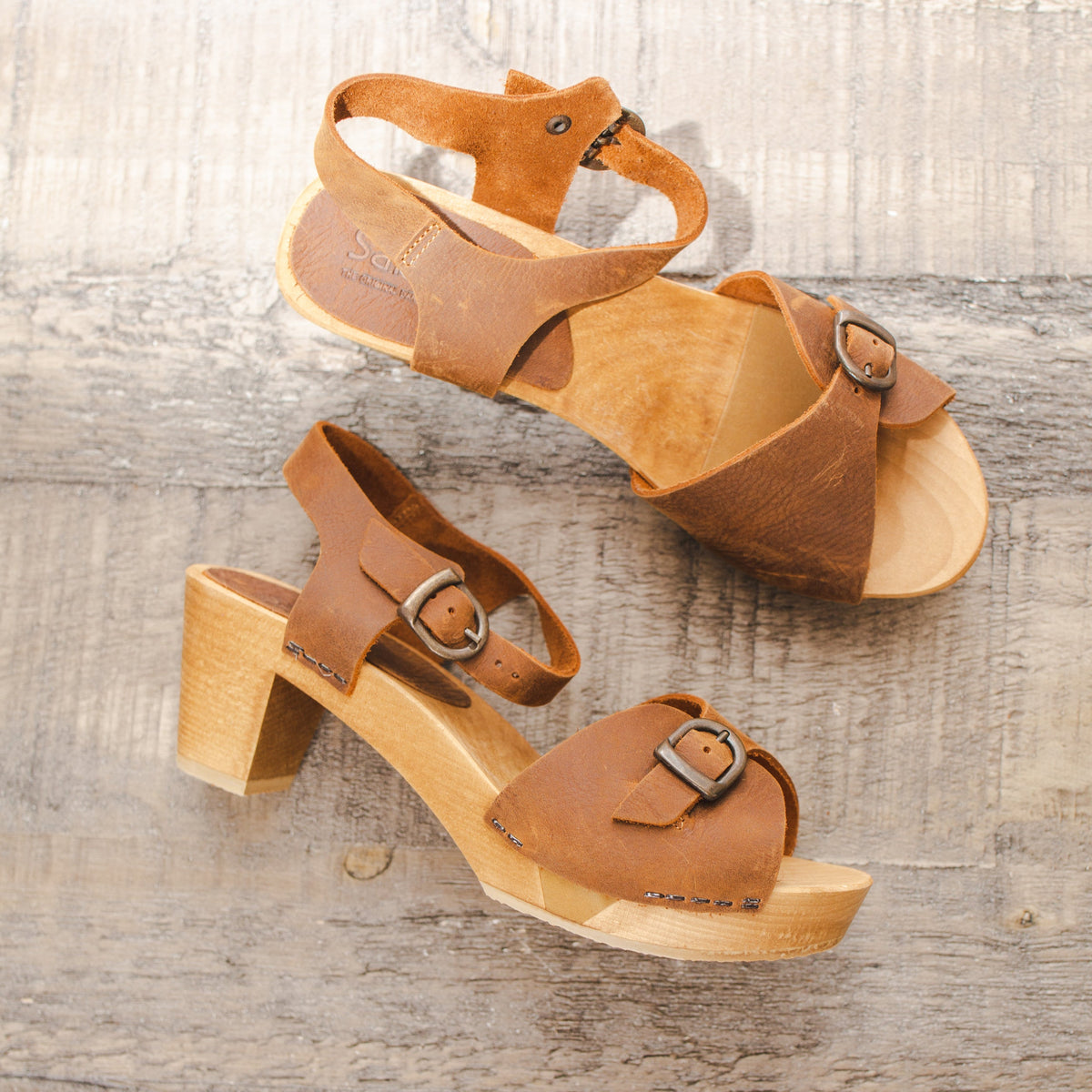 Tiana Women&#39;s Wood Sandal - Chestnut - Second