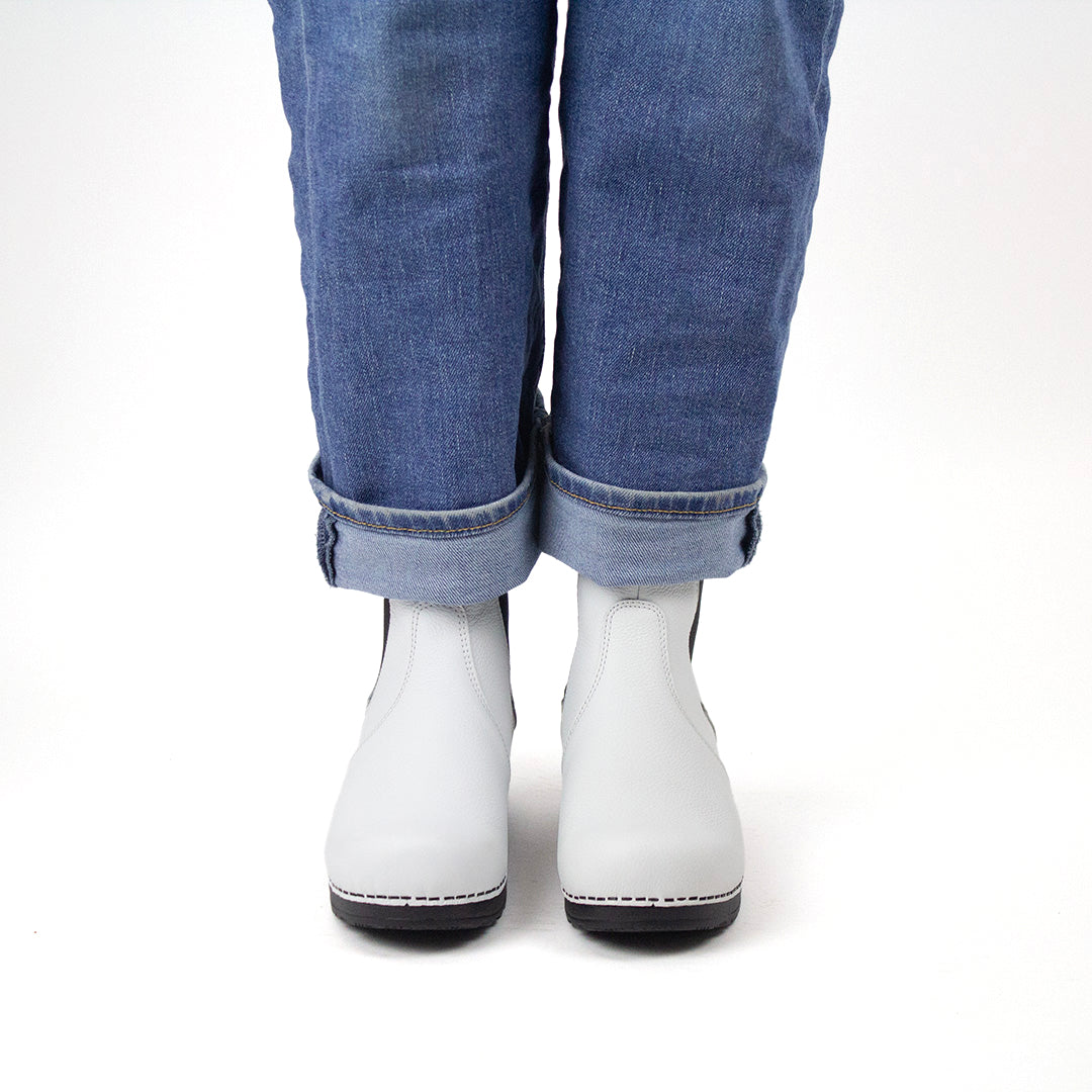 Aalbek Women&#39;s Boot - White - Second