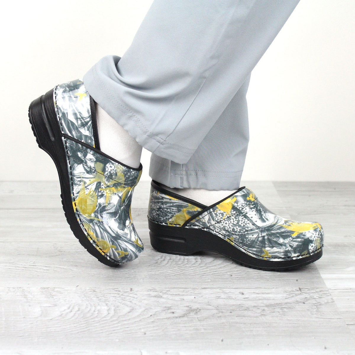 Flyway Women's Clog - Yellow/Grey - Second
